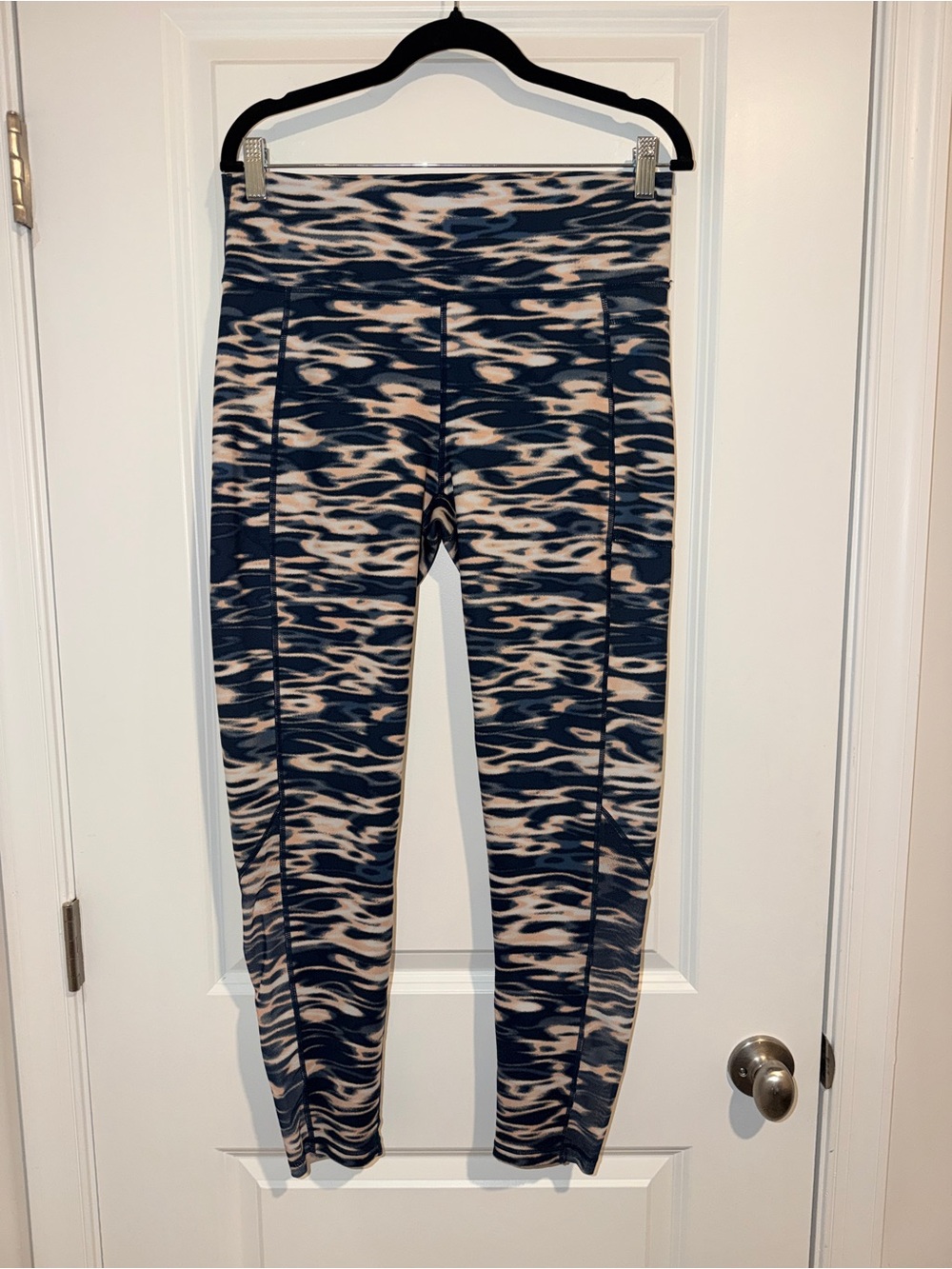 Sweaty Betty Sculpt Yoga Leggings 7/8 Length Stellar Blue Water Print, Size XL - Picture 6 of 12
